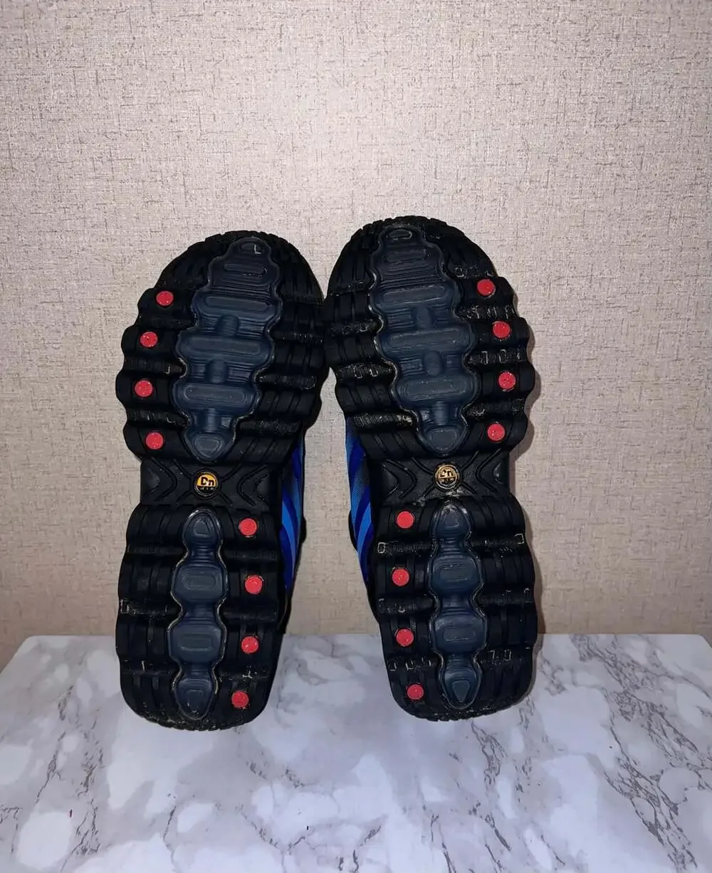 Nike Air Max DN8 Hyper Royal/Black Running Shoes (GS Size 6.5Y)